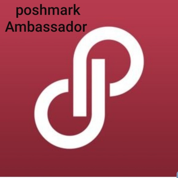 2Mac AALIYAH Amplified Creme lipstick.STREET thing - Picture 8 of 8